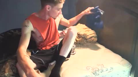 itzd123 online show from March 28, 6:29 pm