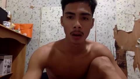 Snapshot of itzme_urboy chatting on May 11, 11:05 am itzme_urboy online show from May 11, 11:05 am