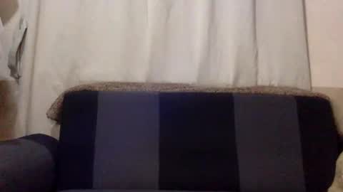 Snapshot of itzme_urboy chatting on May 20, 12:00 pm itzme_urboy online show from May 20, 12:00 pm