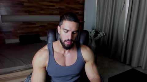Snapshot of ivanhydee chatting on July 14, 4:28 am IvanHydee online show from July 14, 4:28 am