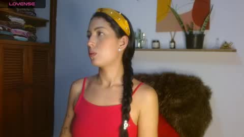 Snapshot of ivanna_dl chatting on April 15, 1:12 am Ivanna online show from April 15, 1:12 am