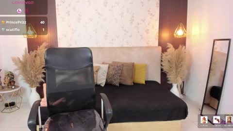 Snapshot of ivannarosse chatting on May 25, 7:53 pm Dylan online show from May 25, 7:53 pm
