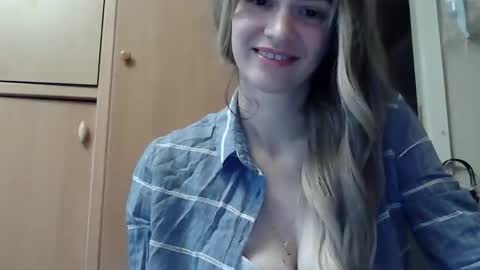 ivetta911 online show from October 25, 1:18 pm