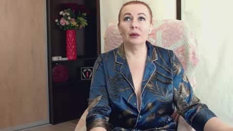 Snapshot of ivettasplash chatting on February 25, 2:10 am IrennaSplash online show from February 25, 2:10 am