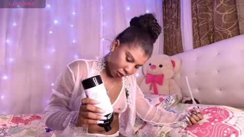  Ivon  Miss Jones  online show from May 18, 3:02 am