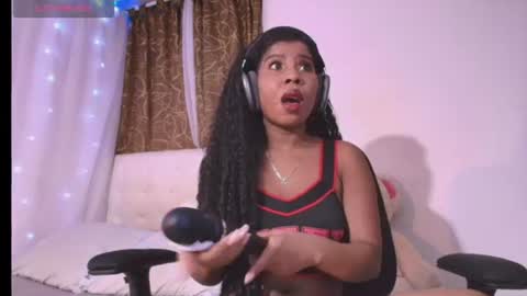  Ivon  Miss Jones  online show from June 14, 3:52 am