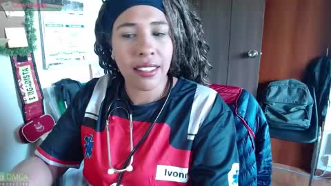 ivonne_collins33 online show from April 14, 4:02 pm