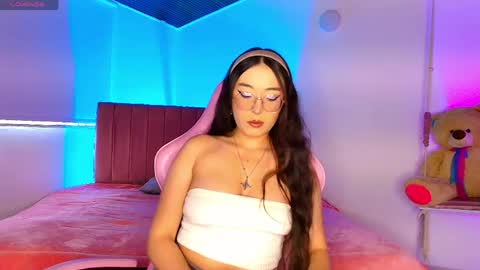 Snapshot of ivory_dlacour chatting on June 9, 12:06 pm online show from June 9, 12:06 pm