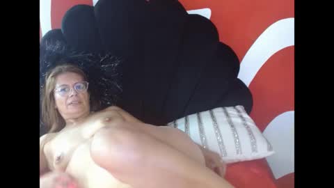 Snapshot of ivory_mistress chatting on May 11, 4:04 pm ivory_mistress online show from May 11, 4:04 pm