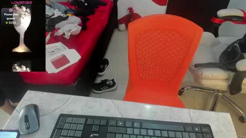 Snapshot of ivory_mistress chatting on June 8, 12:49 pm ivory_mistress online show from June 8, 12:49 pm