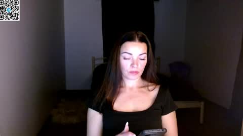 Snapshot of ivorymuse chatting on May 1, 8:57 pm Lana online show from May 1, 8:57 pm