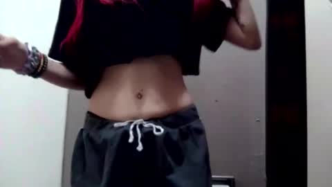 ivorytrixx online show from January 17, 6:44 pm