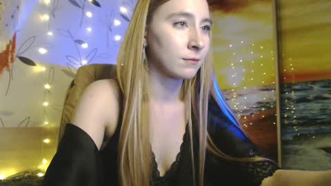 Snapshot of ivy_dean_ chatting on February 12, 2:14 am Ivy online show from February 12, 2:14 am