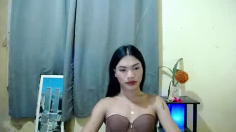 Snapshot of ivy_moorexoxo chatting on June 4, 7:09 pm Ivy online show from June 4, 7:09 pm