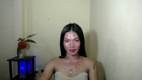 Snapshot of ivy_moorexoxo chatting on June 14, 6:59 am Ivy online show from June 14, 6:59 am
