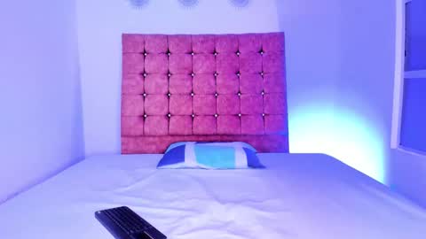 Ivy Rae online show from December 18, 7:31 pm