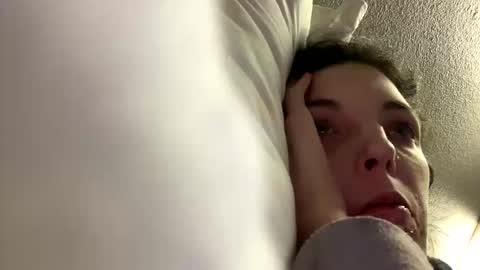Snapshot of ivy_rose90 chatting on November 9, 4:00 am ivy_rose90 online show from November 9, 4:00 am