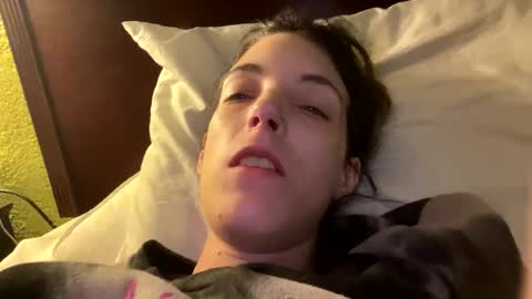 Snapshot of ivy_rose90 chatting on July 23, 8:56 am ivy_rose90 online show from July 23, 8:56 am