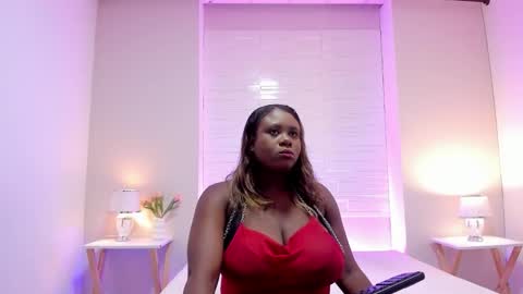 Snapshot of ivybennett chatting on February 26, 7:57 pm IVANA online show from February 26, 7:57 pm