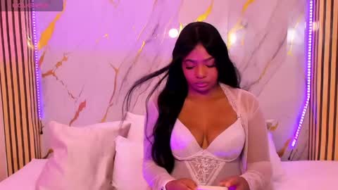 Snapshot of ivybliss8 chatting on April 29, 7:31 pm i v y b l i s s online show from April 29, 7:31 pm
