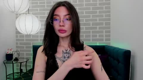 Snapshot of ivydainty chatting on May 27, 1:46 am Ivy online show from May 27, 1:46 am