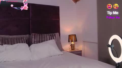 Snapshot of ivydoll_xxx chatting on December 2, 6:41 am Ivy online show from December 2, 6:41 am