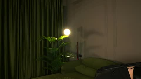 Sofa online show from June 7, 7:39 pm