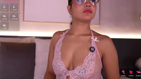 Snapshot of ivyellis chatting on April 27, 11:52 am ivyellis online show from April 27, 11:52 am