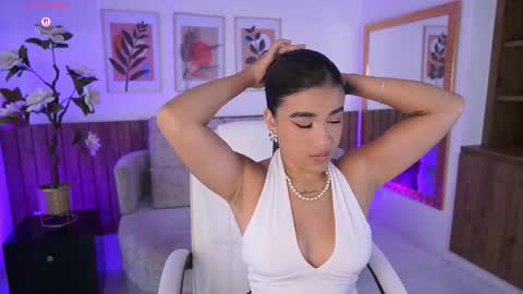 Ivy Grabes online show from April 21, 7:06 pm