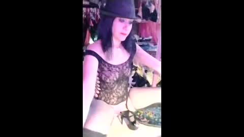 Snapshot of ivyjennifer366 chatting on February 25, 11:58 pm ivyjennifer366 online show from February 25, 11:58 pm