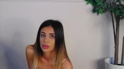 IvyLustt online show from June 2, 6:15 am