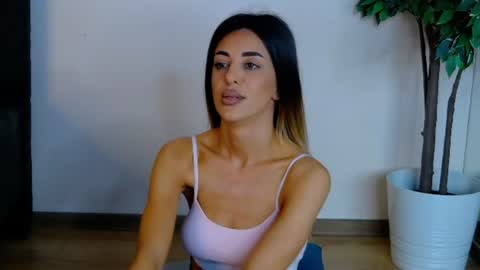 IvyLustt online show from June 10, 5:39 am