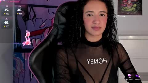 Snapshot of ivymanson_ chatting on December 2, 11:56 am Camila online show from December 2, 11:56 am