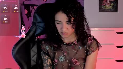 Snapshot of ivymanson_ chatting on January 12, 4:50 pm Camila online show from January 12, 4:50 pm