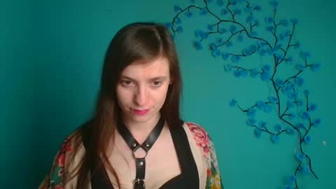 Snapshot of ivynoir_ chatting on April 6, 1:23 pm Ivy online show from April 6, 1:23 pm