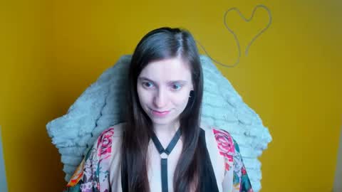 Snapshot of ivynoir_ chatting on April 19, 1:32 pm Ivy online show from April 19, 1:32 pm
