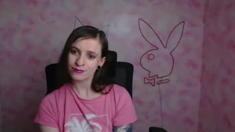 Snapshot of ivynoir_ chatting on May 3, 2:45 pm Ivy online show from May 3, 2:45 pm