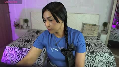 Snapshot of ivyshine7 chatting on February 8, 6:44 pm ivyshine7 online show from February 8, 6:44 pm