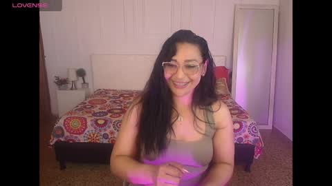 Snapshot of ivyshine7 chatting on April 21, 7:39 pm ivyshine7 online show from April 21, 7:39 pm
