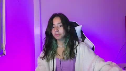 Snapshot of ivystone_ chatting on February 3, 6:22 am Ivy online show from February 3, 6:22 am