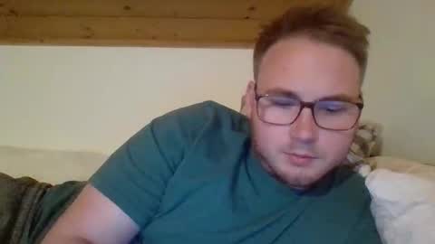 iwantfucknow online show from May 12, 9:12 pm