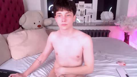 Maxim online show from March 5, 2:40 am