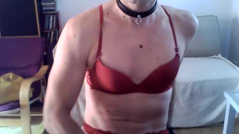 iwy201856 online show from December 5, 10:23 am