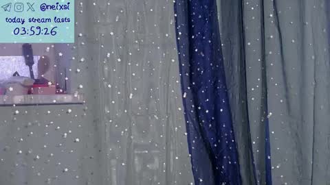 Snapshot of ixsi chatting on February 16, 4:52 am Nina online show from February 16, 4:52 am