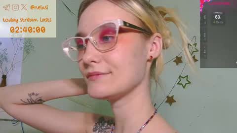 Snapshot of ixsi chatting on May 28, 3:31 pm Nina online show from May 28, 3:31 pm