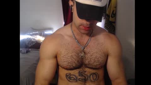 Snapshot of izak144 chatting on January 11, 6:54 pm izak144 online show from January 11, 6:54 pm