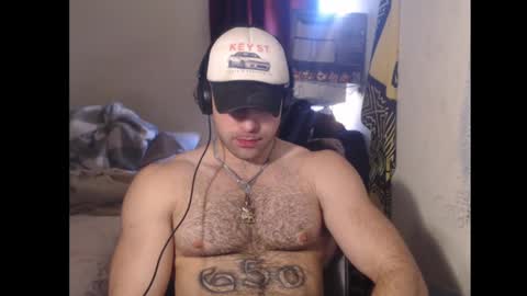 Snapshot of izak144 chatting on January 21, 11:13 pm izak144 online show from January 21, 11:13 pm