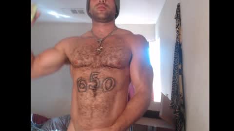 Snapshot of izak144 chatting on September 23, 6:33 pm izak144 online show from September 23, 6:33 pm