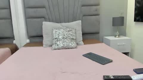 Snapshot of izato chatting on March 8, 11:16 am izato online show from March 8, 11:16 am