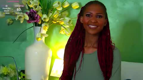 Snapshot of izzie_sugar chatting on October 9, 7:12 pm Sugar Babe online show from October 9, 7:12 pm